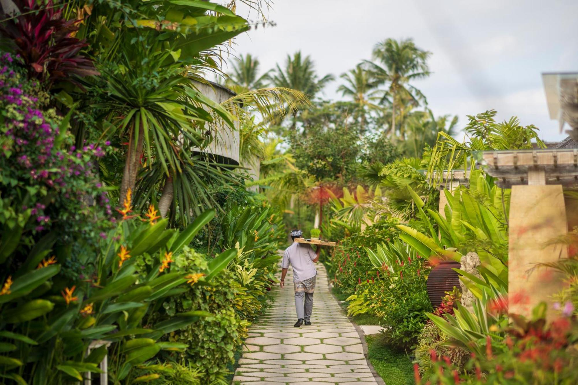 فندق وابا دي أومي سايدمين سيديمين المظهر الخارجي الصورة A path at the Four Seasons Resort